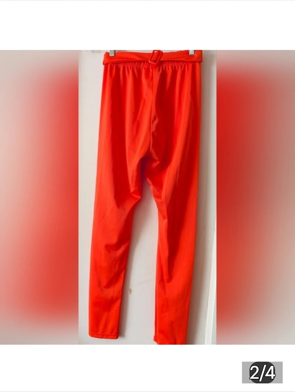 Women's Orange Suit Says M, But is really a size 0. - Picture 3 of 3